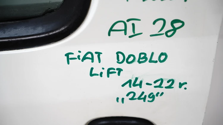 8d3ad16a8dc85427aab23258ef1d2f1f.jpg