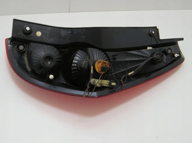 2e40bb2b9ed29f290fb8066bb2e981e3.jpg