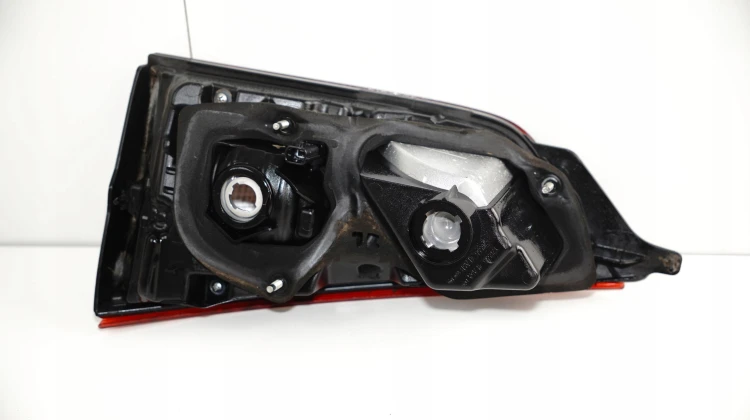 f2ae89a6a8c5b73faad7d73fa6d9e9c6.jpg