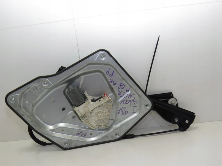 b783593fbf093aca8589687dd74d65ab.jpg