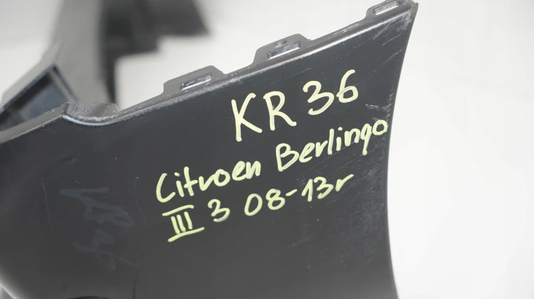d33e3cb0cb5cb6bcb63877dd29dfb144.jpg