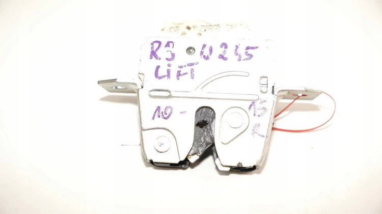 edb14b9109d3d97646bee73b6d2b6811.jpg