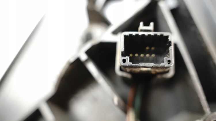 d81b27e70bc7c6965ada0ca883f235a9.jpg
