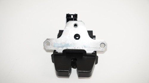 b15a15280e20fede8b8a6fd0c3d4fce6.jpg