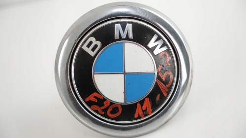 98cc0d35456a0d54f41ee842b4b8d597.jpg
